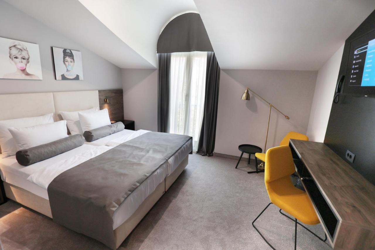 Hotel Milenij Makarska Eksteriør billede