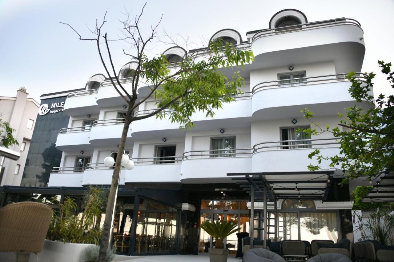 Hotel Milenij Makarska Eksteriør billede