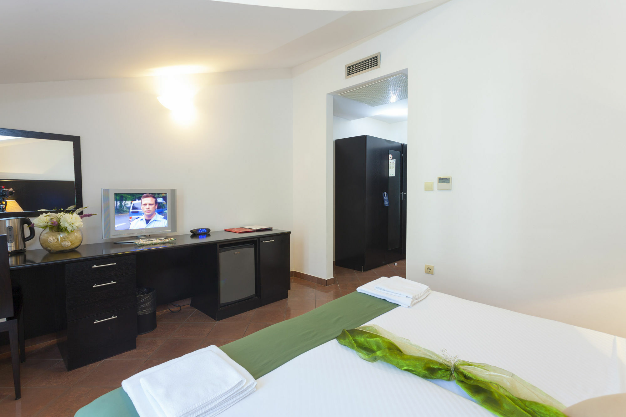 Hotel Milenij Makarska Eksteriør billede